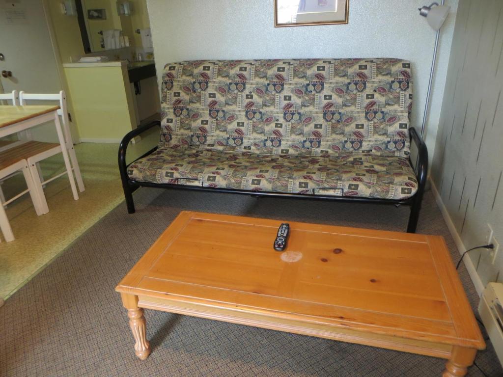 Harrison Village Motel Harrison Hot Springs Room photo