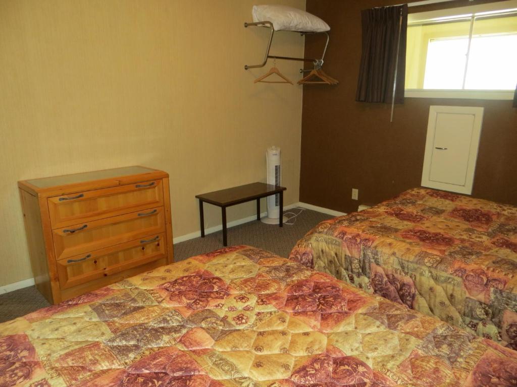 Harrison Village Motel Harrison Hot Springs Room photo